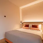 Hood Hotel 3*