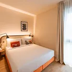 Hood Hotel Geneva